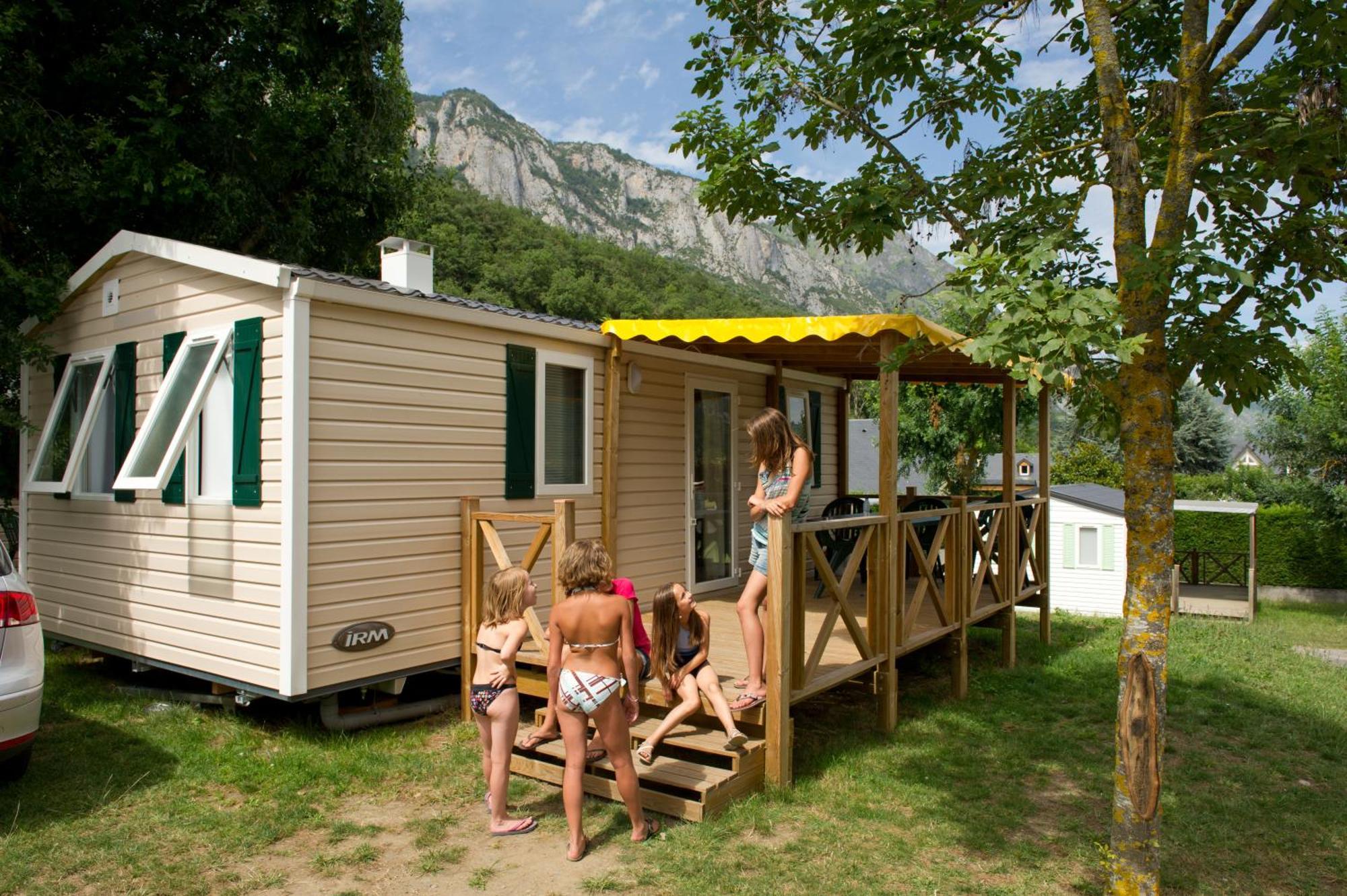 Camping Familial - Parc Aquatique - Grande Aire De Jeux A La Montagne Agos-Vidalos المظهر الخارجي الصورة